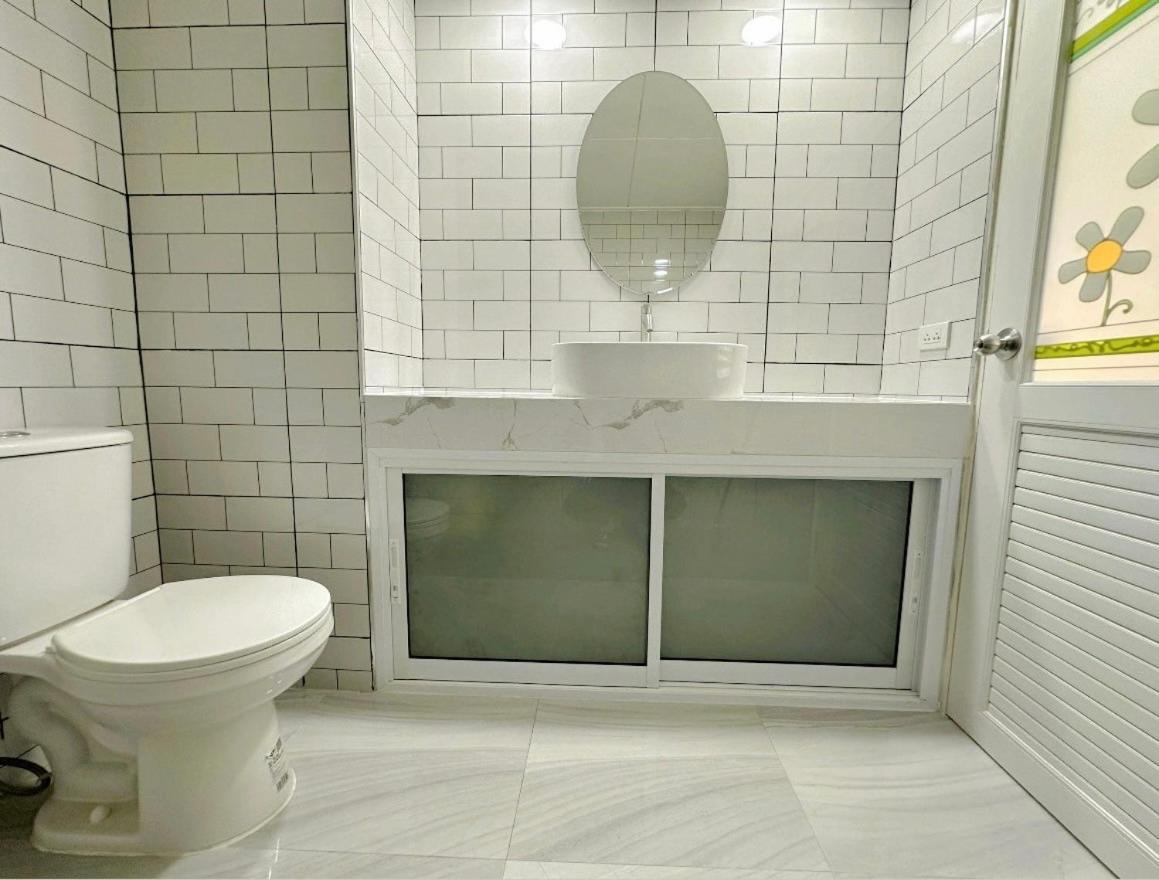 Studio Apartment Diana Estate Condominium Pattaya Exteriör bild